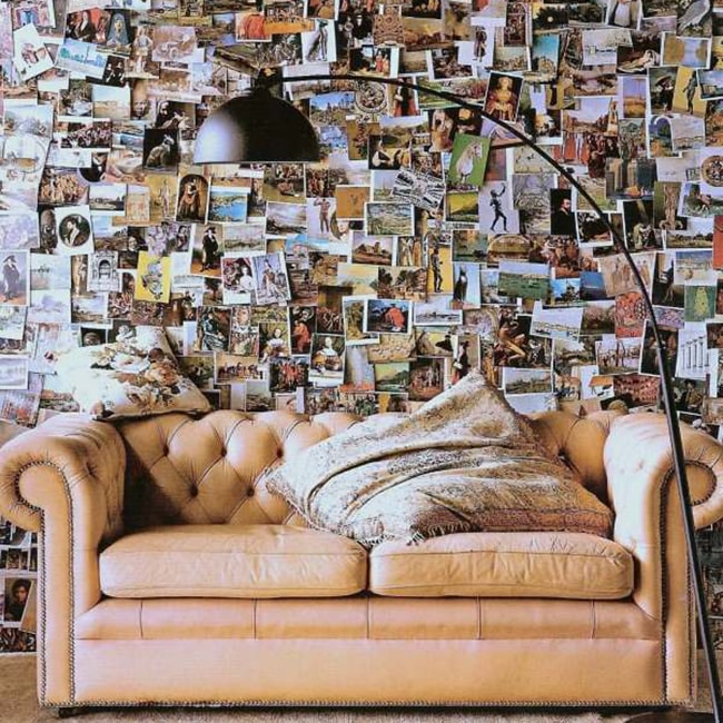 mur de cartes postales