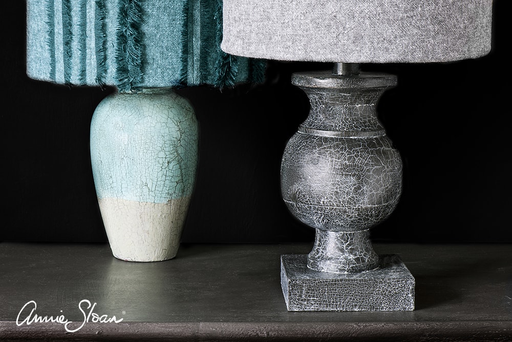 Technique de craquelure pour relooking de meuble. Comment faire un effet craquelé ?
