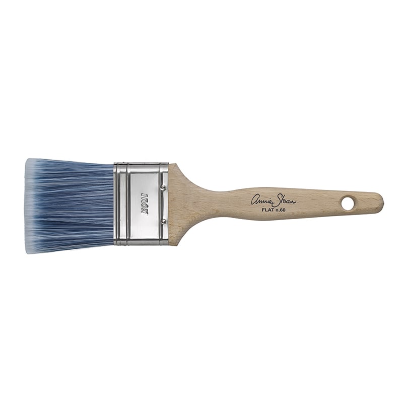 pinceau plat pour appliquer la peinture décorative Chalk paint d'Annie Sloan