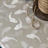meuble relooké avec le pochoir poissons d'Annie Sloan