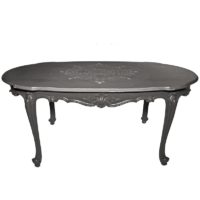 table entièrement peinte et patinée à la main par La Fée Caséine