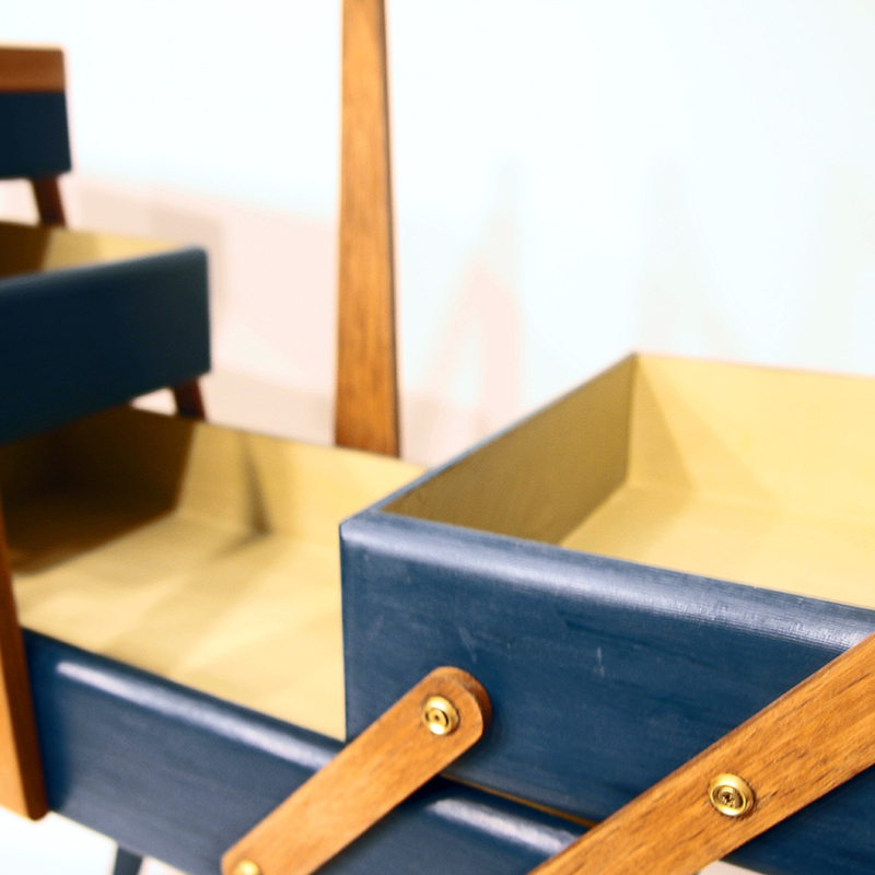 Travailleuse vintage style scandinave ANNA 5 Travailleuse vintage style scandinave ANNA
