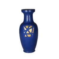Vase en porcelaine et feuilles d'or entièrement peinte et patiné à la main par La Fée Caséine