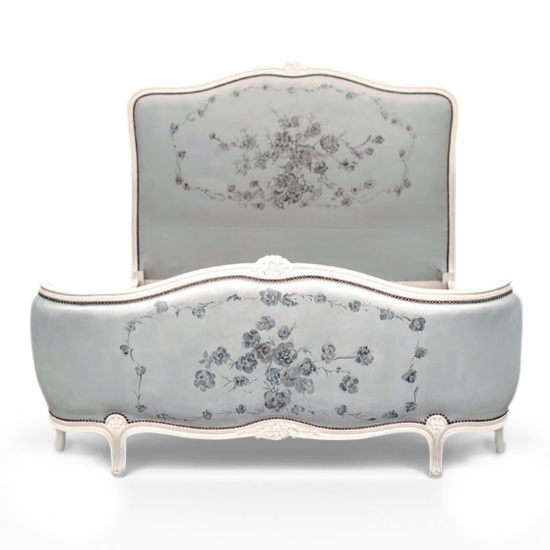 lit corbeille relooké par La Fée Caséine avec la Chalk Paint Annie Sloan
