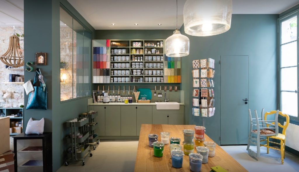 l'atelier boutique de La Fée Caséine à Montmartre