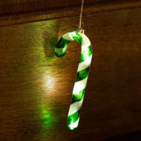 sucre d'orge vert en verre lumineux