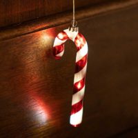 sucre d'orge en verre rouge lumineux